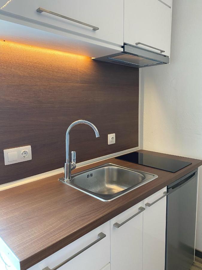 Modern Tiny House In Volos Exterior foto
